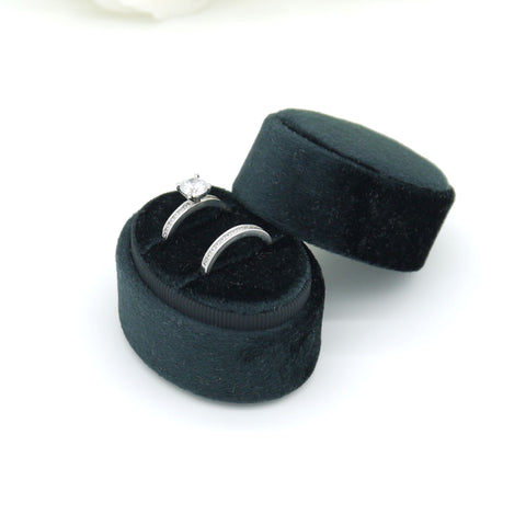Black Oval Double Velvet Ring Box