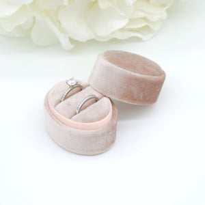 Double Oval Velvet Ring Boxes