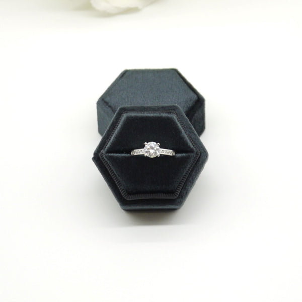 Black Hexagon Single Velvet Ring Box