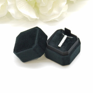 Black Square Octagon Velvet Pendant Box