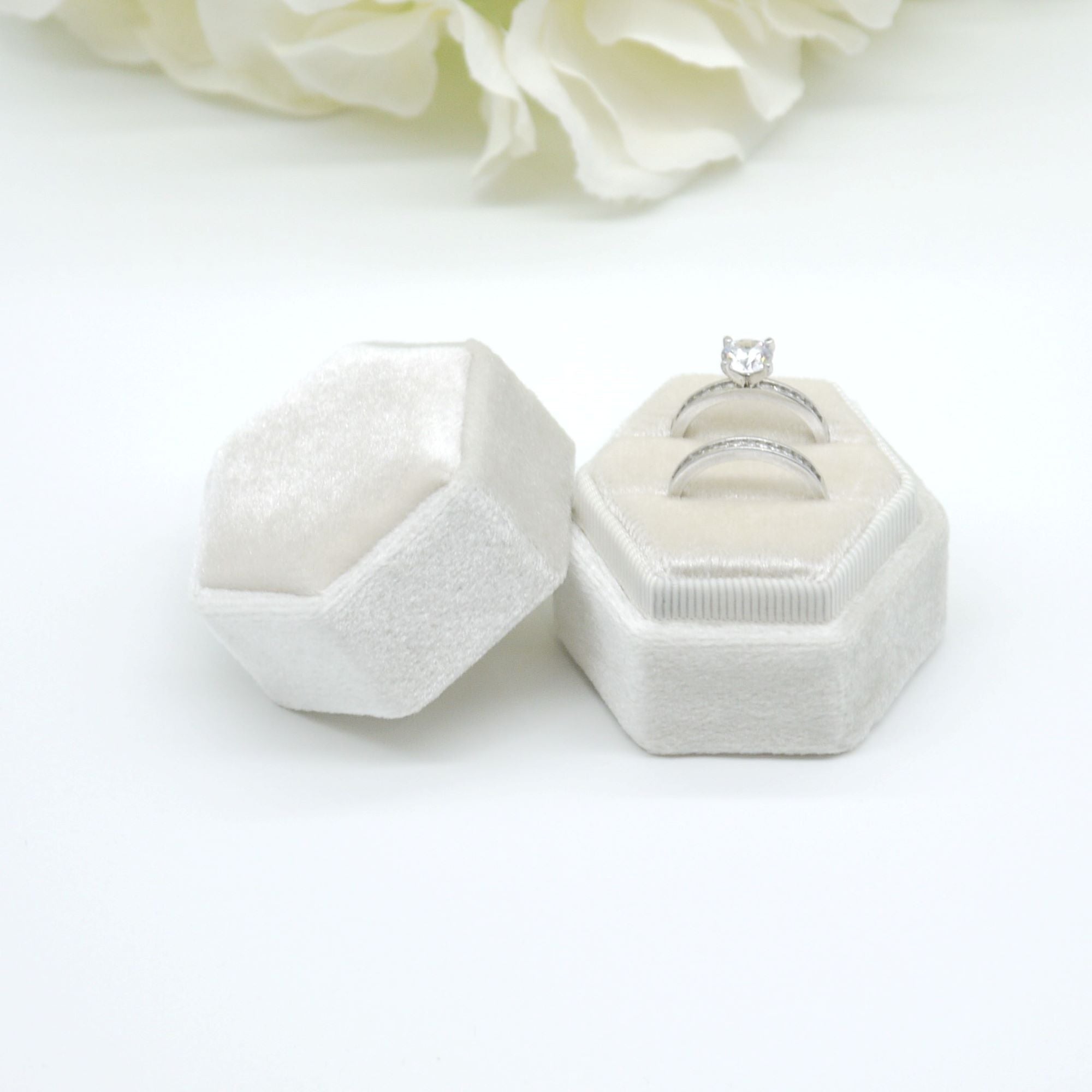 Champagne Hexagon Double Velvet Ring Box