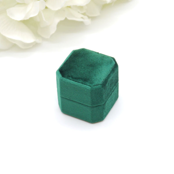 Green Square Octagon Velvet Pendant Box