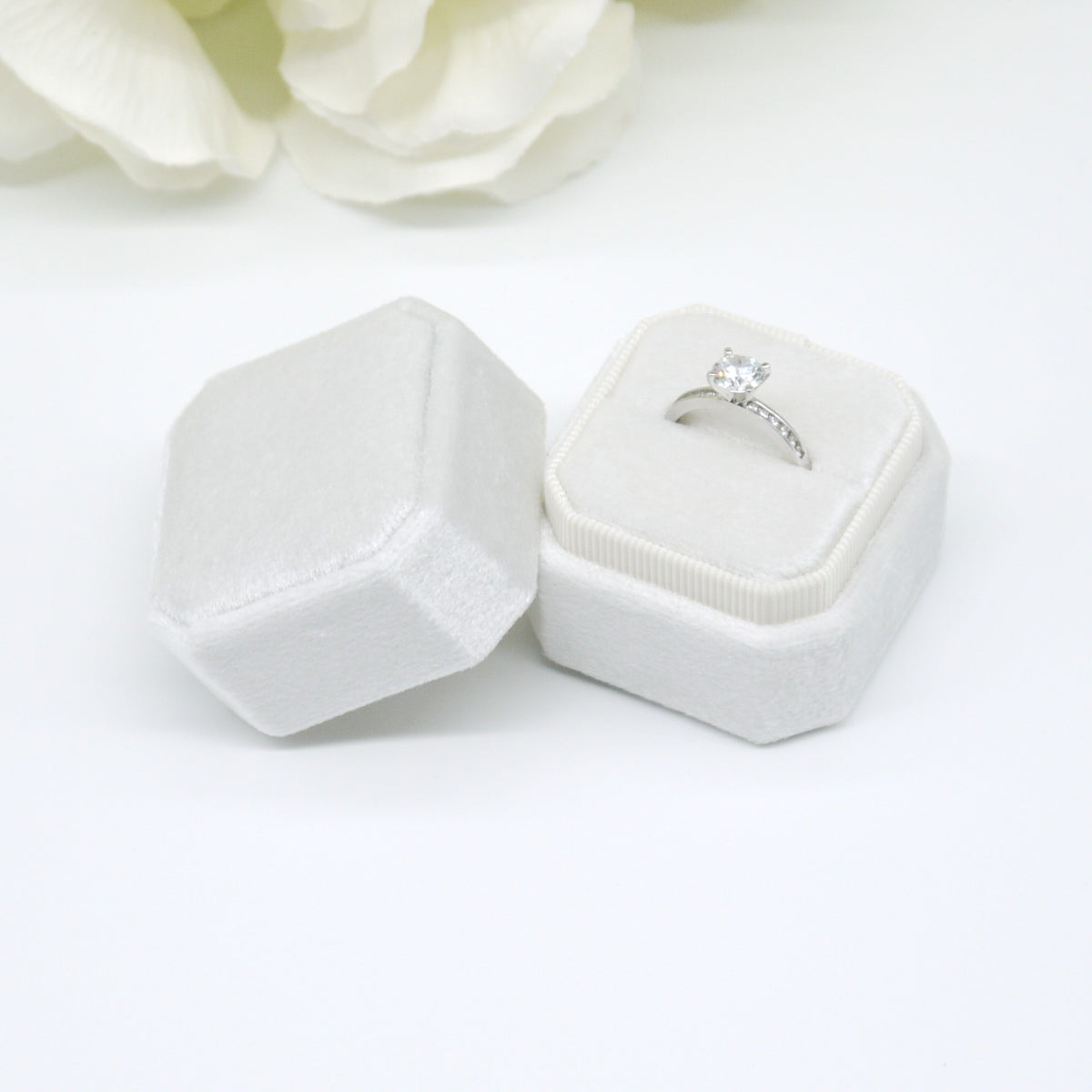 Ivory Octagon Velvet Single Ring Box - Bijou Boxes