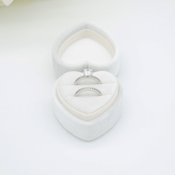 Ivory Heart Double Velvet Ring Box