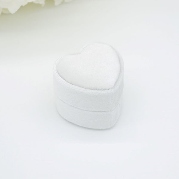 Ivory Heart Double Velvet Ring Box