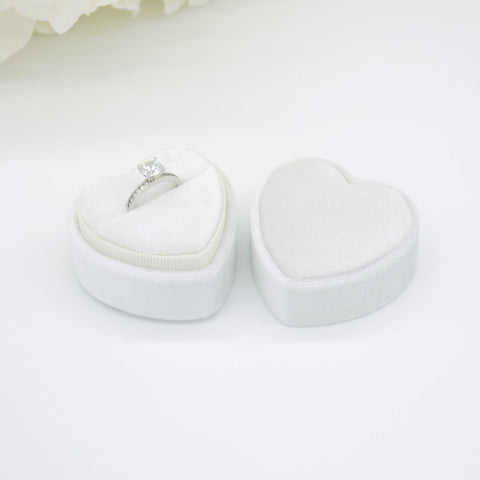 Ivory Heart Single Velvet Ring Box