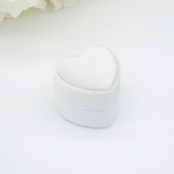 Ivory Heart Single Velvet Ring Box