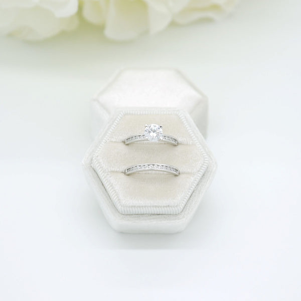 Ivory Hexagon Double Velvet Ring Box