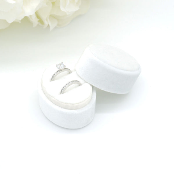 Ivory Oval Double Velvet Ring Box