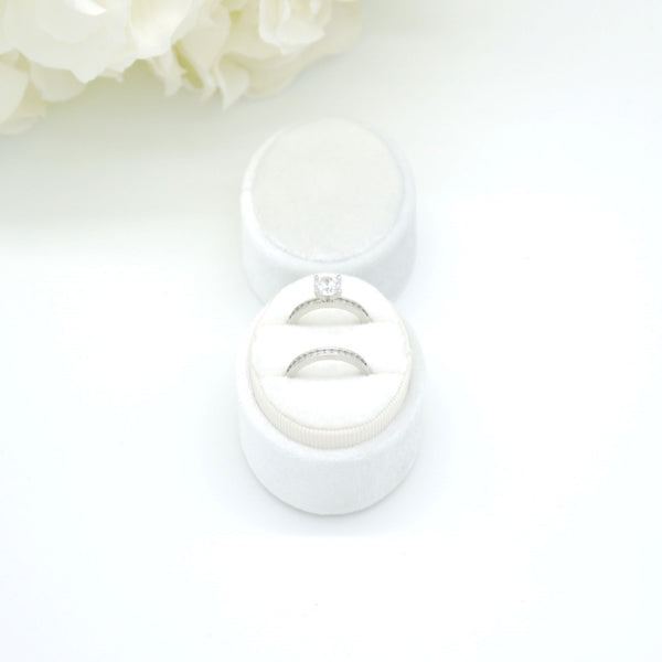 Ivory Oval Double Velvet Ring Box