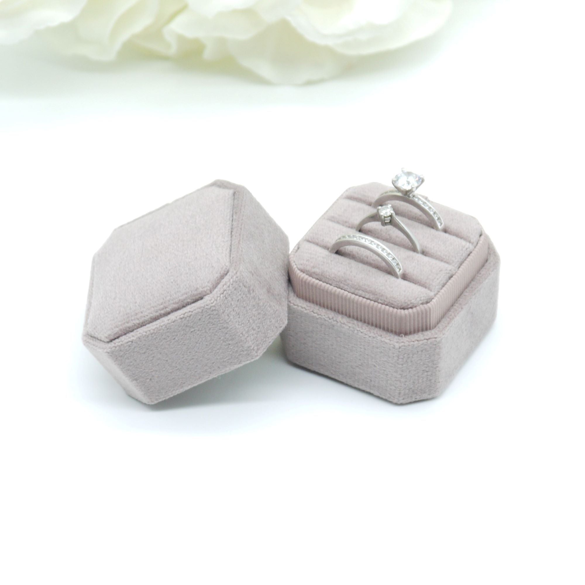 Lavender Square Octagon Triple Velvet Ring Box