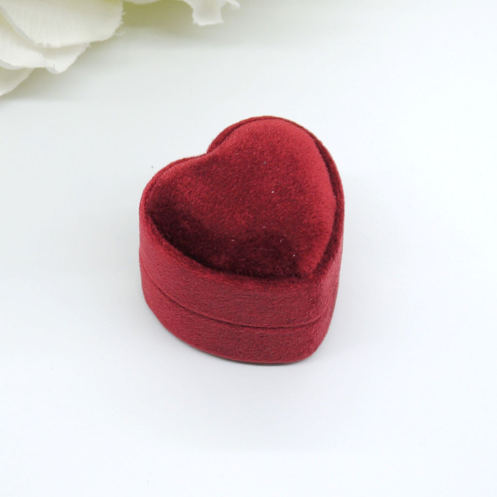 Red Heart Velvet Single Ring Box - Bijou Boxes