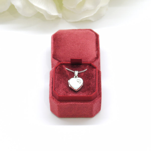Red Square Octagon Velvet Pendant Box