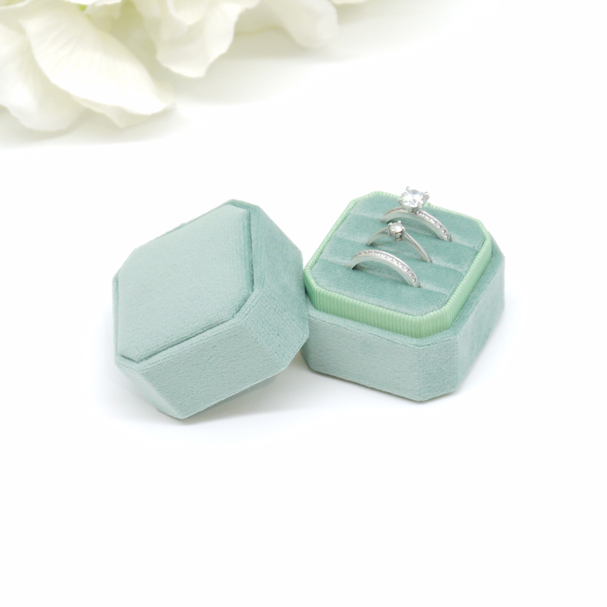 Sage Square Octagon Triple Velvet Ring Box