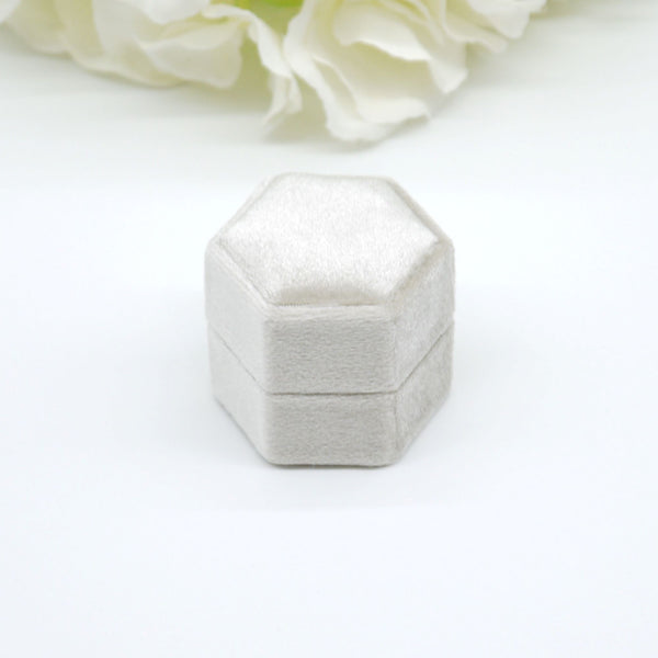 Truffle Hexagon Double Velvet Ring Box