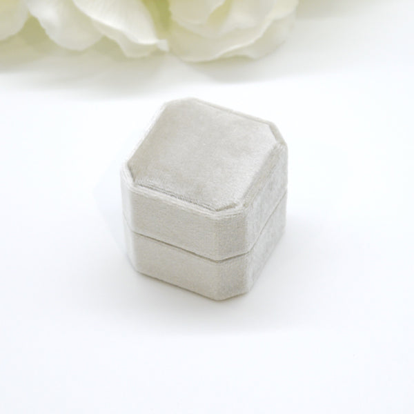 Truffle Square Octagon Velvet Pendant Box
